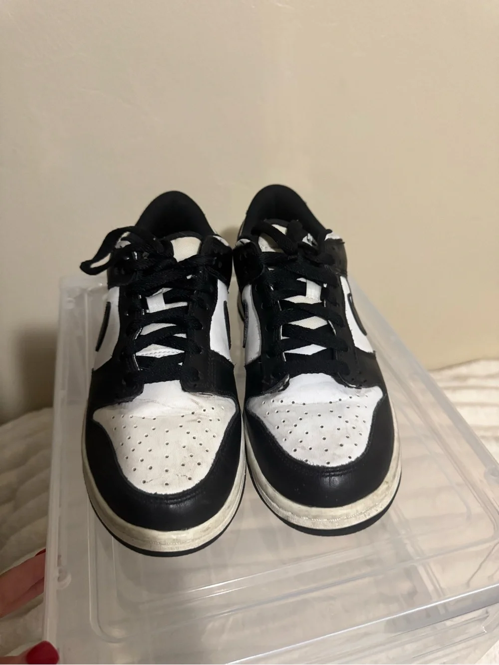 Black & White Low-Top Sneakers - youth